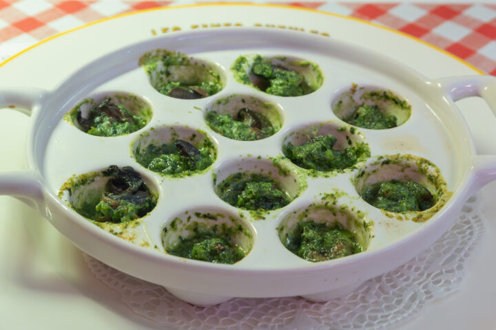 Les Fines Gueules' Traditional Burgundy snails, garlic, and parsley butter
