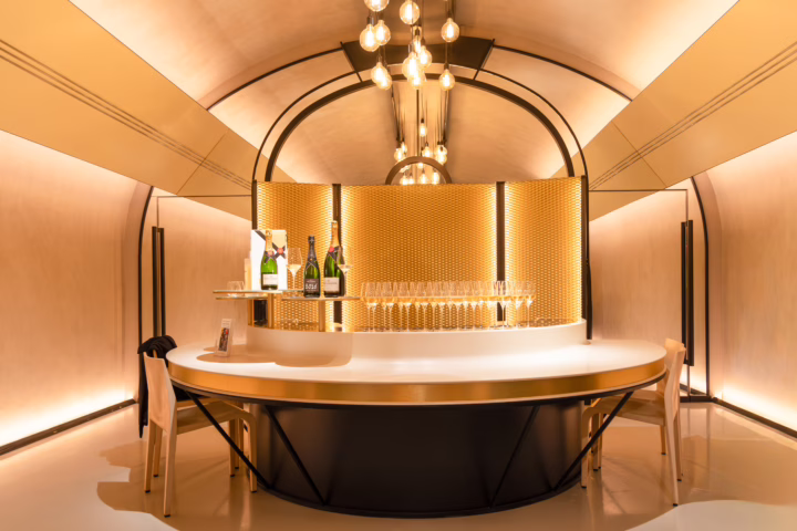 Moët et Chandon tour tasting room, Epernay, France